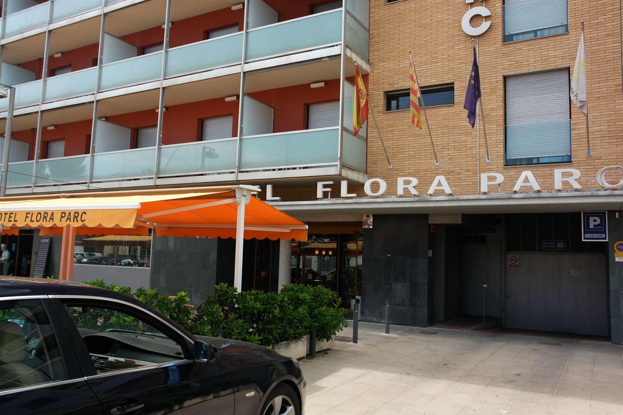 Hotel Flora Parc Castelldefels Ngoại thất bức ảnh